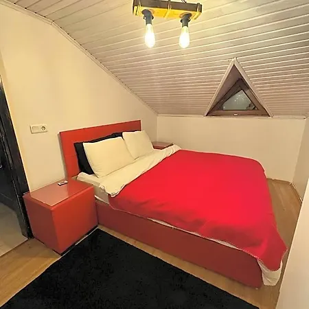 Snow Hill House 4*
