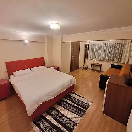 Hotel Snow Hill House 4*
