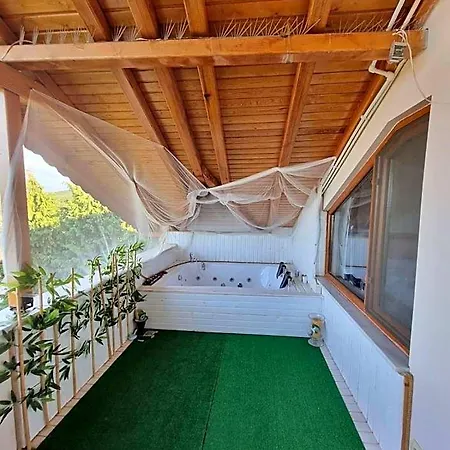 Snow Hill House 4*