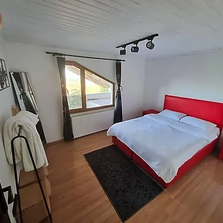 Snow Hill House 4*